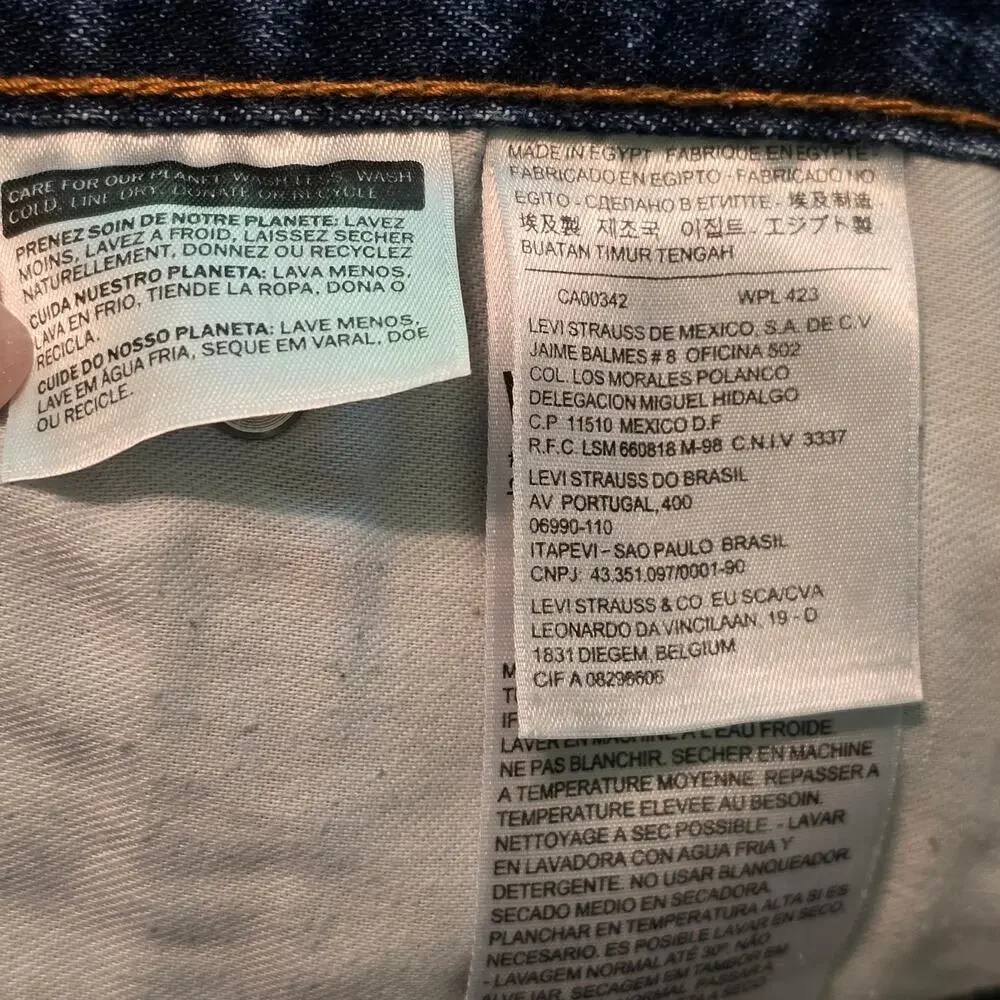Levis 505 Jeans Mens Size 36 x 32 Blue Straight Leg Medium Wash Normcore Classic